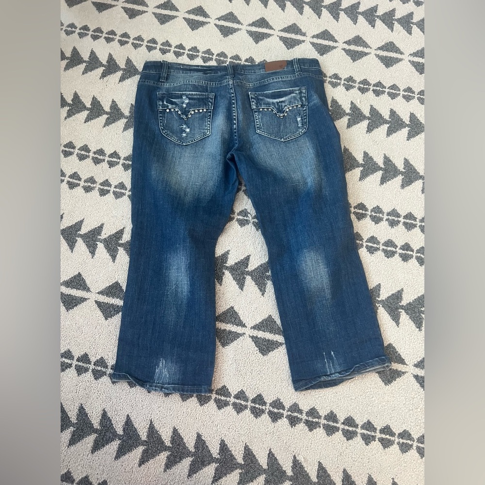 Vigoss Low Rise Cropped Jeans - Picture 2 of 4